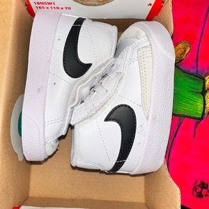 nike blazers mid 77